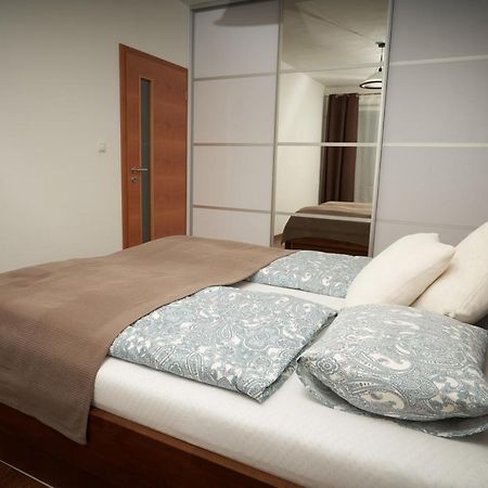 Apartman A&M Banská Bystrica Dış mekan fotoğraf