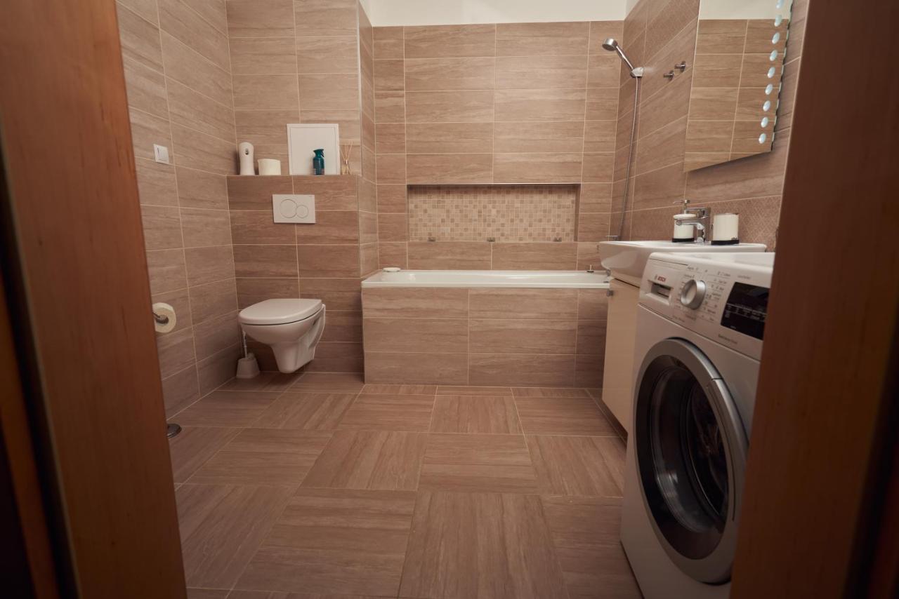 Apartman A&M Banská Bystrica Dış mekan fotoğraf